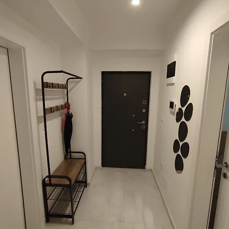 아파트 Apartment,rental,riverside,emil Ivanovikj *