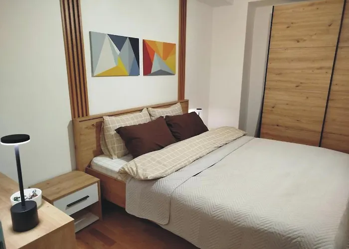 Apartment,rental,riverside,emil Ivanovikj Apartament *